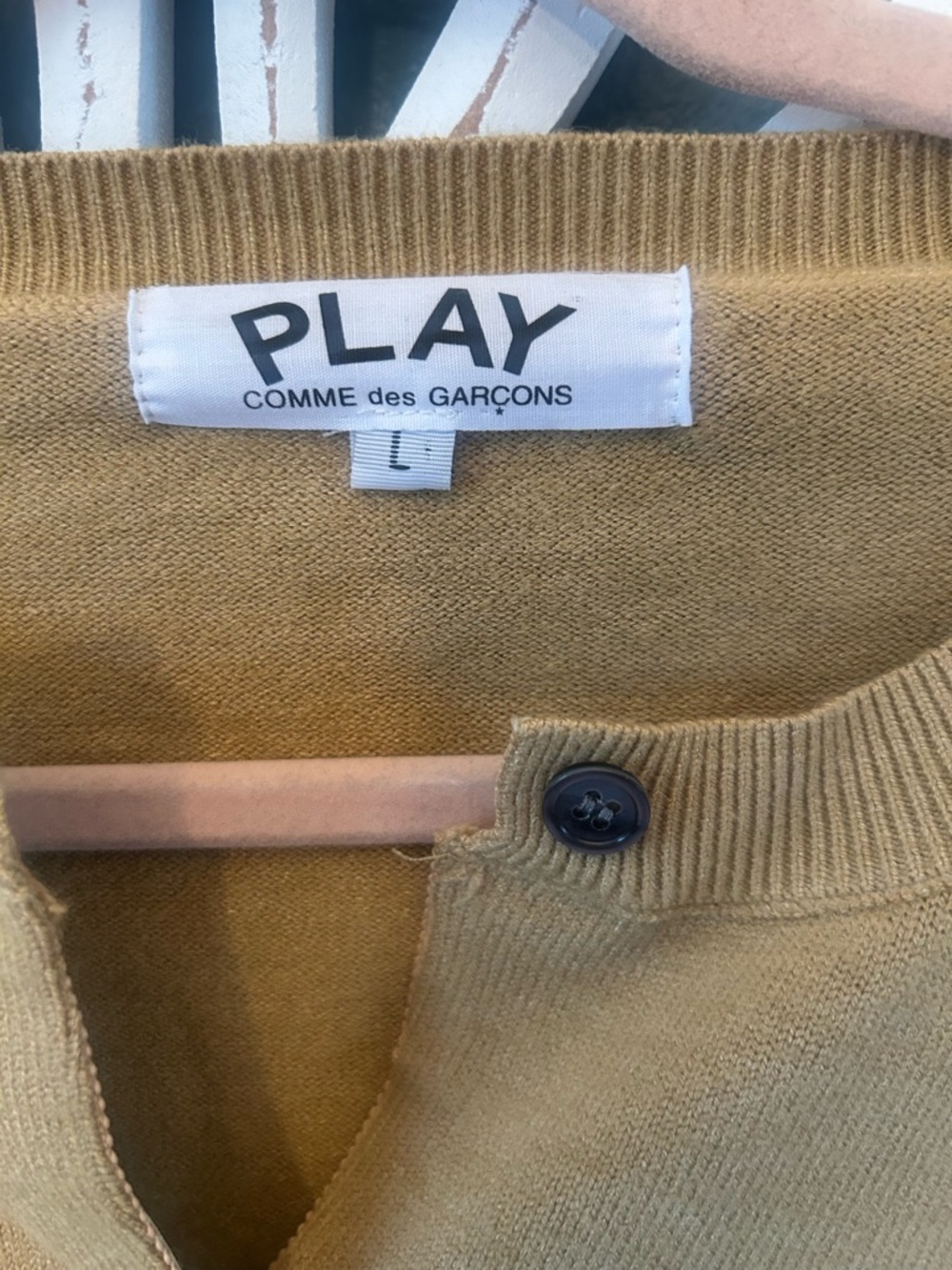 Comme des Garçons PLAY Mustard Crewneck Cardigan with Black Button - Picture 4 of 6